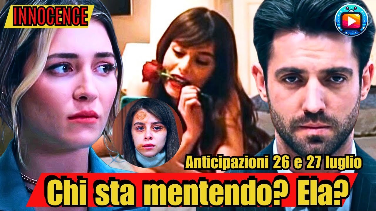 Una giovane donna in un letto d'ospedale apre gli occhi mentre la madre le tiene la mano