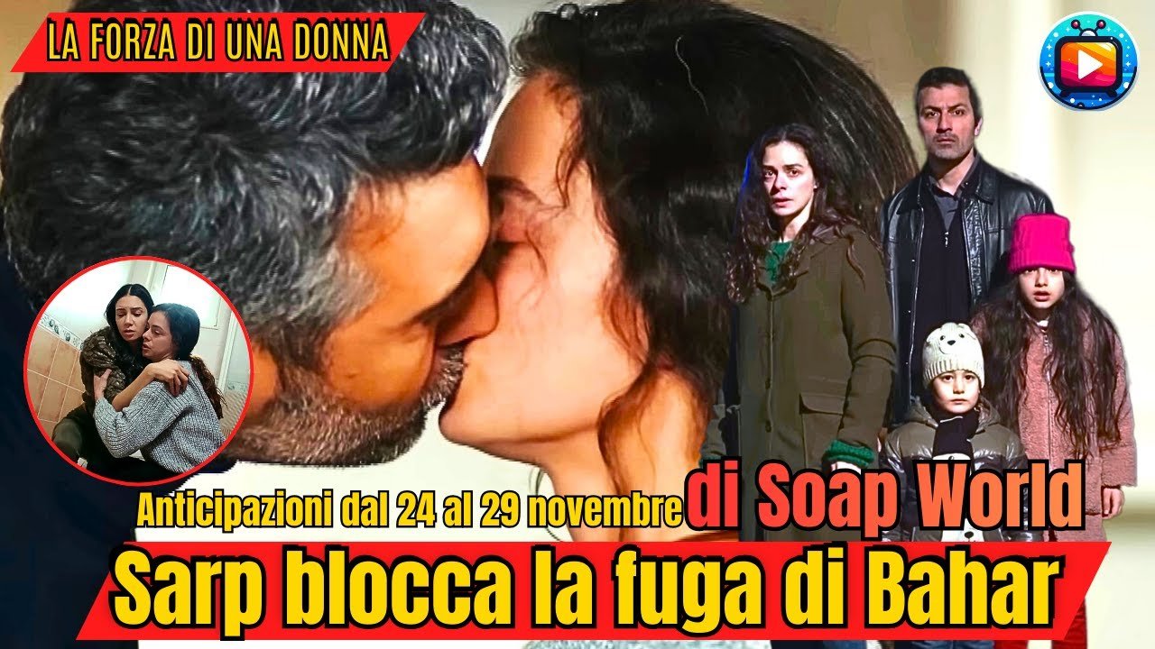 Una donna tiene per mano due bambini nel buio di un cortile, illuminati dai fari di un'auto